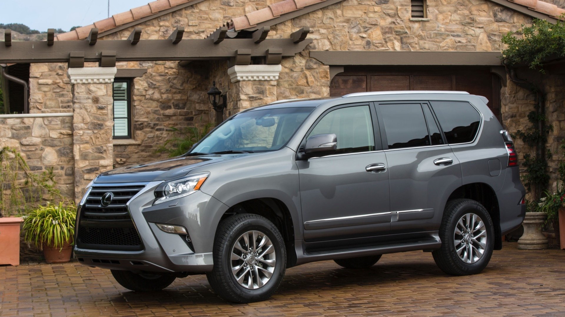SUV
